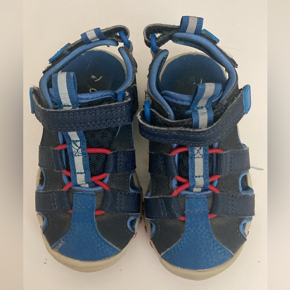 Cat & Jack Afton Sandal Water Shoes Sz 6